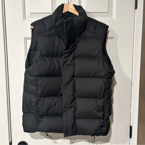 Lululemon Men’s wonder puff vest